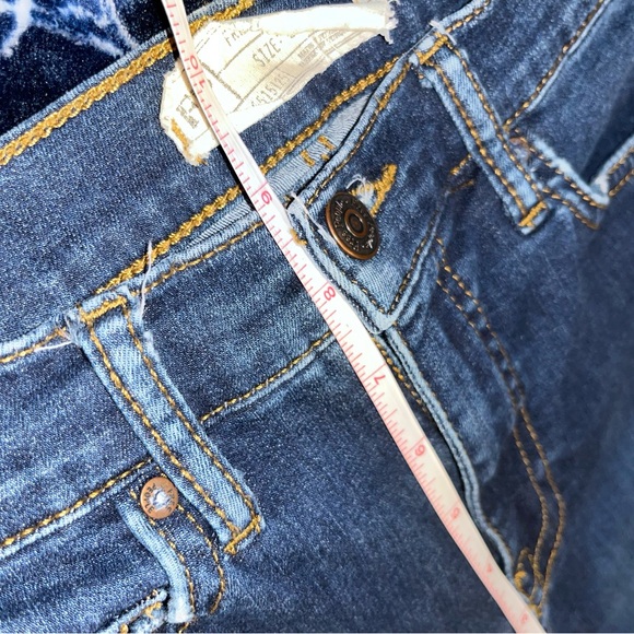 EUC! Free People Ripped High Waist Skinny - Picture 9 of 10